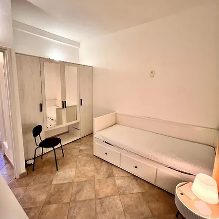 4p 90 M2 In Townhouse Welcome To Rose Daire Calvi (Corsica)